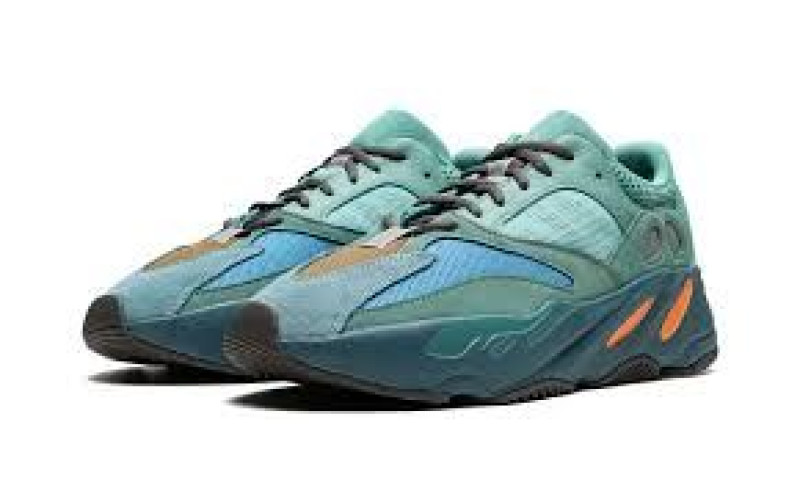 Yeezy 700 - Azula